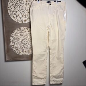 Talbots Petite Cream Straight Leg Pants NWT Size 6P